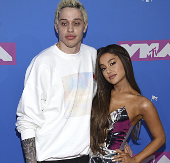 TURBULENT: Pete Davidson var forlovet med Ariana Grande i fjor, men bruddet var et faktum få måneder før han møtte Kate Beckinsale. Foto: NTB scanpix TURBULENT: Pete Davidson var forlovet med Ariana Grande i fjor, men bruddet var et faktum få måneder før han møtte Kate Beckinsale. Foto: NTB scanpix
